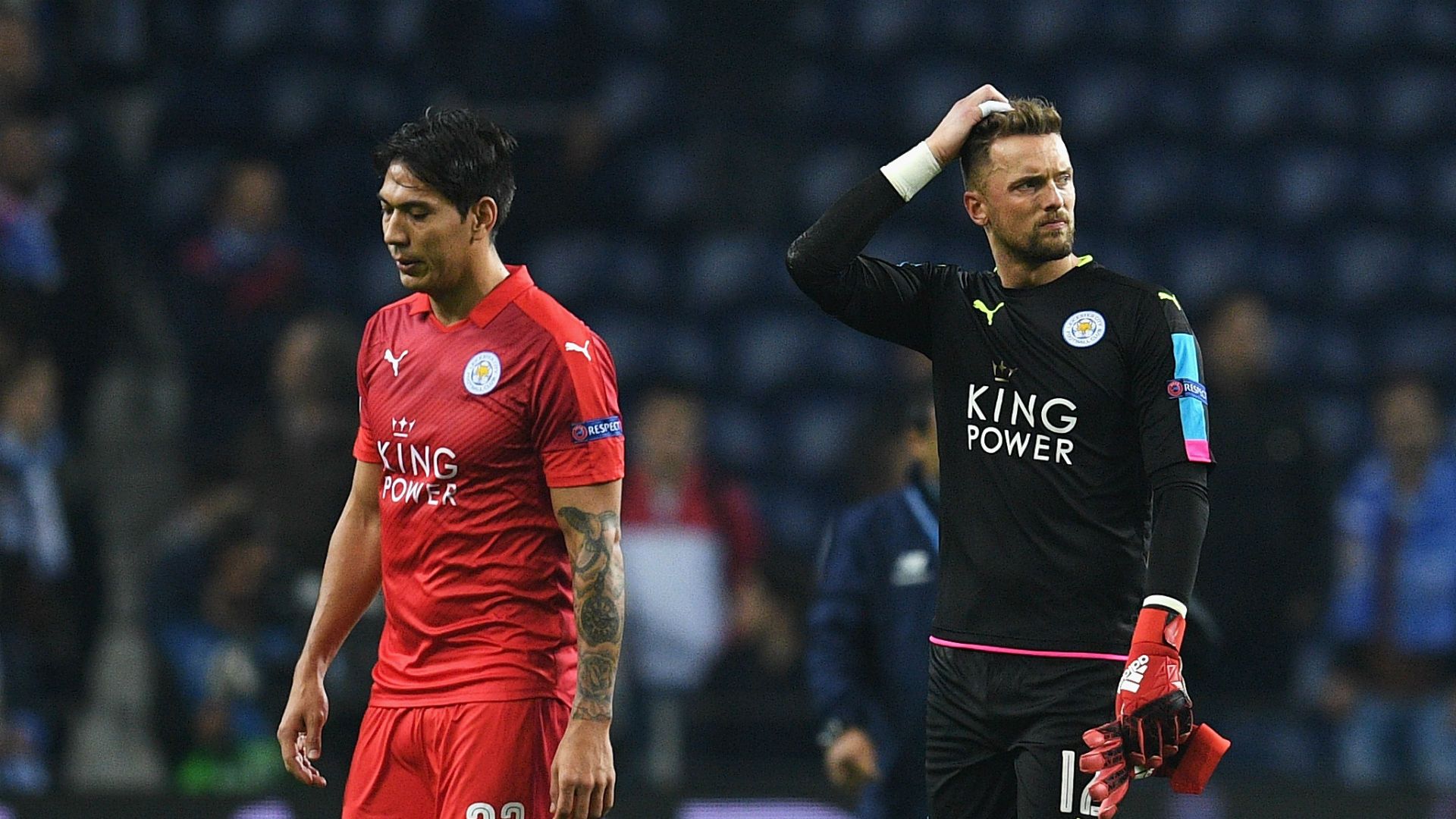 Leonardo Ulloa Ben Hamer Leicester City 07122016