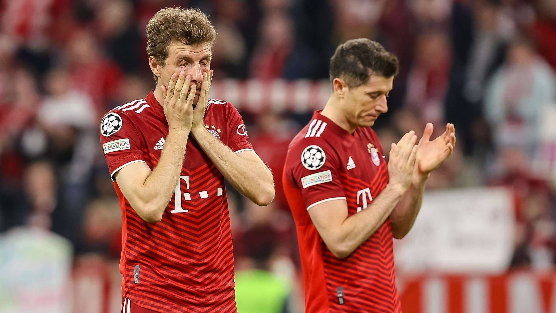 Thomas Muller Robert Lewandowski Bayern Munich 2021-22