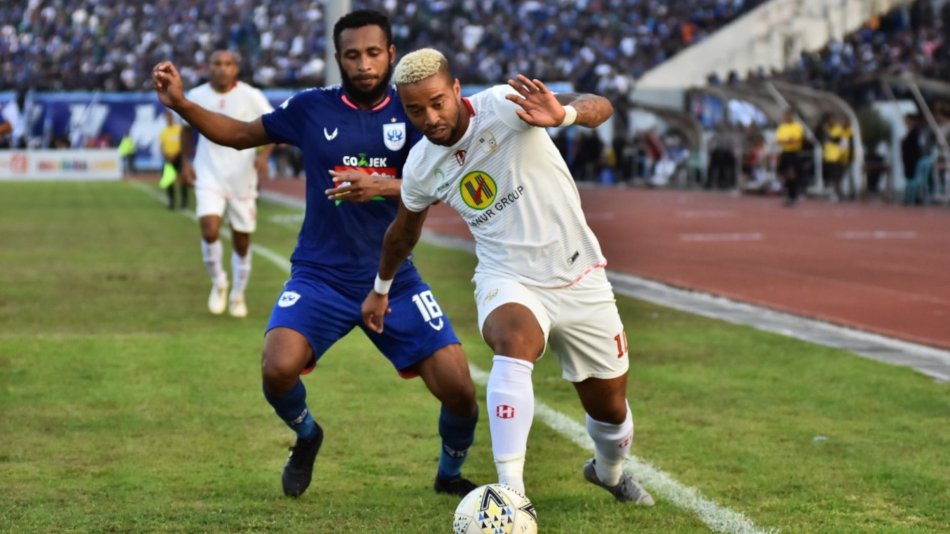 Arthur Barrios Bonai - PSIS & Rafael Silva - Barito Putera