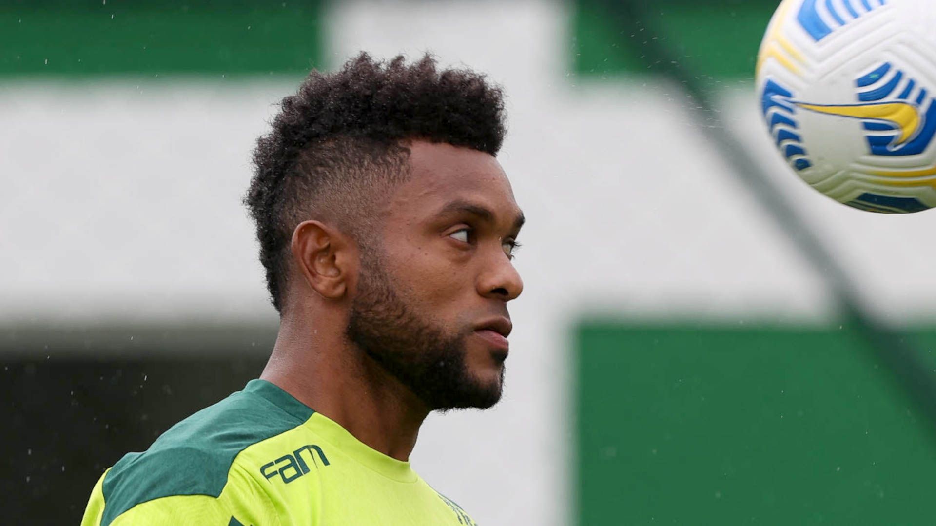 Miguel Borja em treino do Palmeiras, 2021