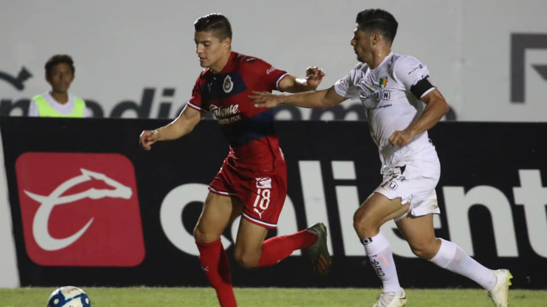 Ronaldo Cisneros Venados vs Chivas