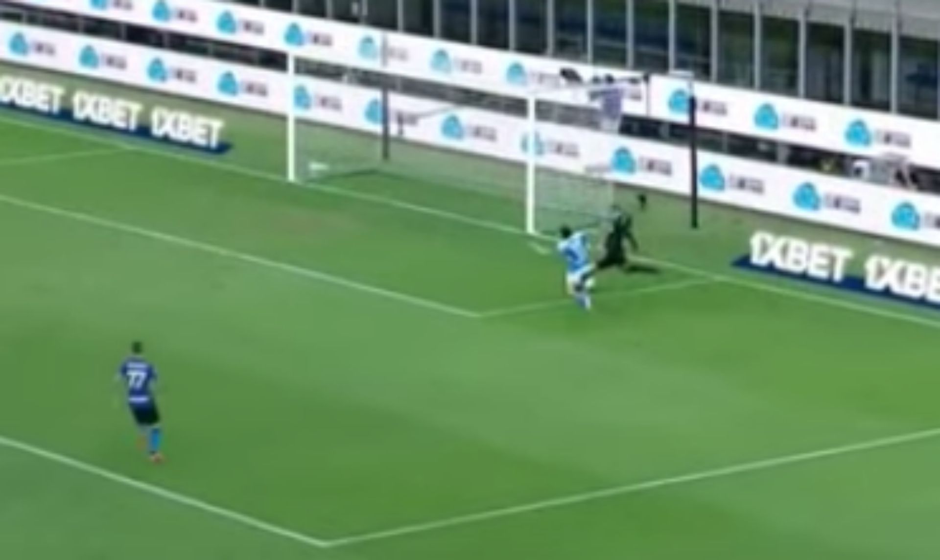 Chucky Lozano Samir Handanovic