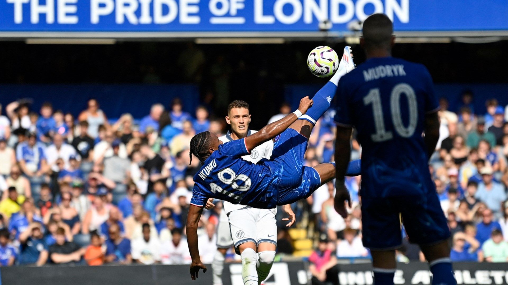 Christopher Nkunku overhead kick Chelsea Inter friendly 2024-25