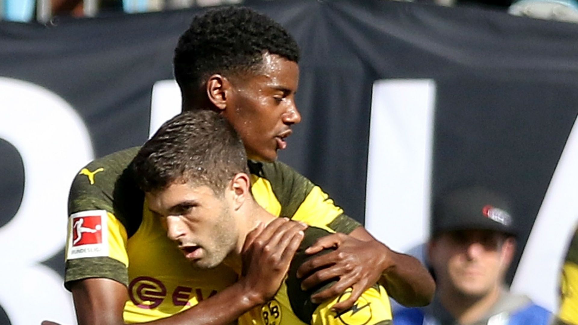 Isak Pulisic Dortmund