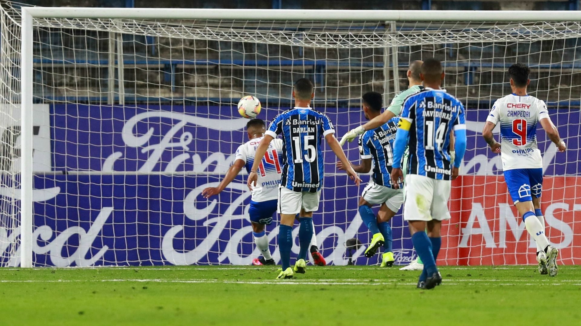 César Pinares U.Católica Gremio 16092020