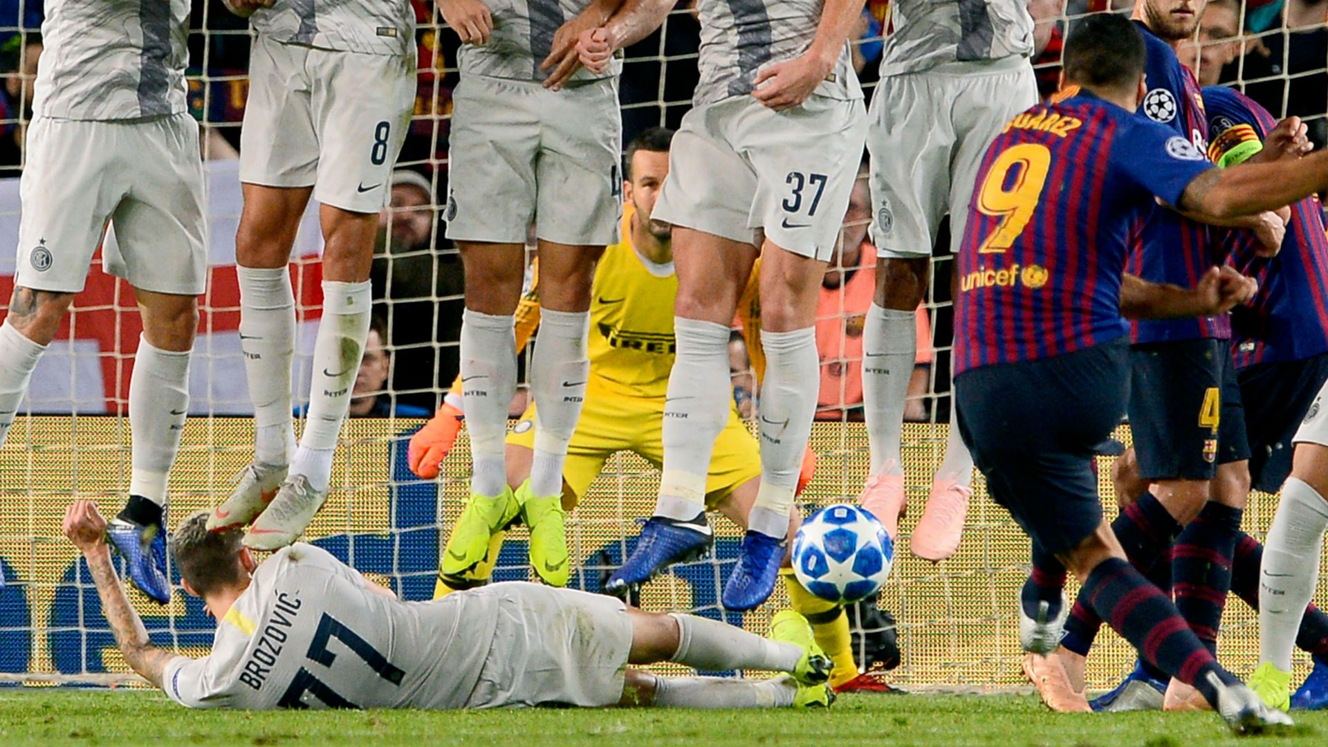 Brozovic Barcelona Inter Champions League