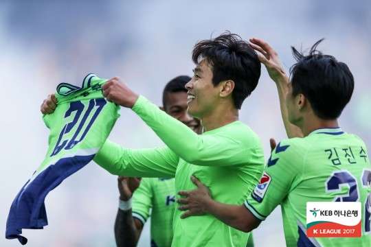 Jeonbuk Lee dong-gook