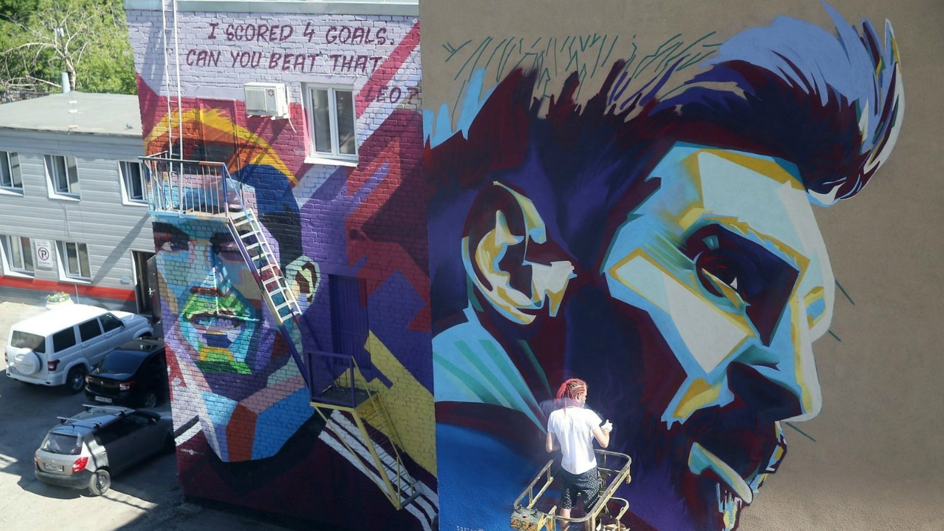 Murales Messi Cristiano