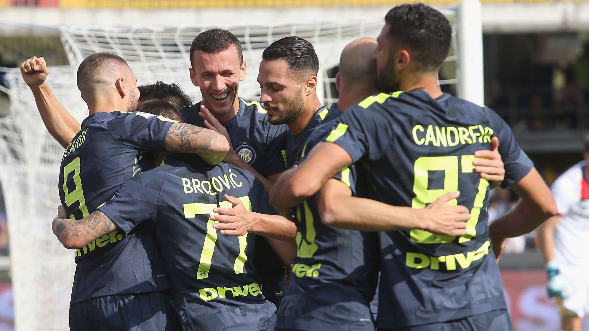 Inter celebrating vs Benevento