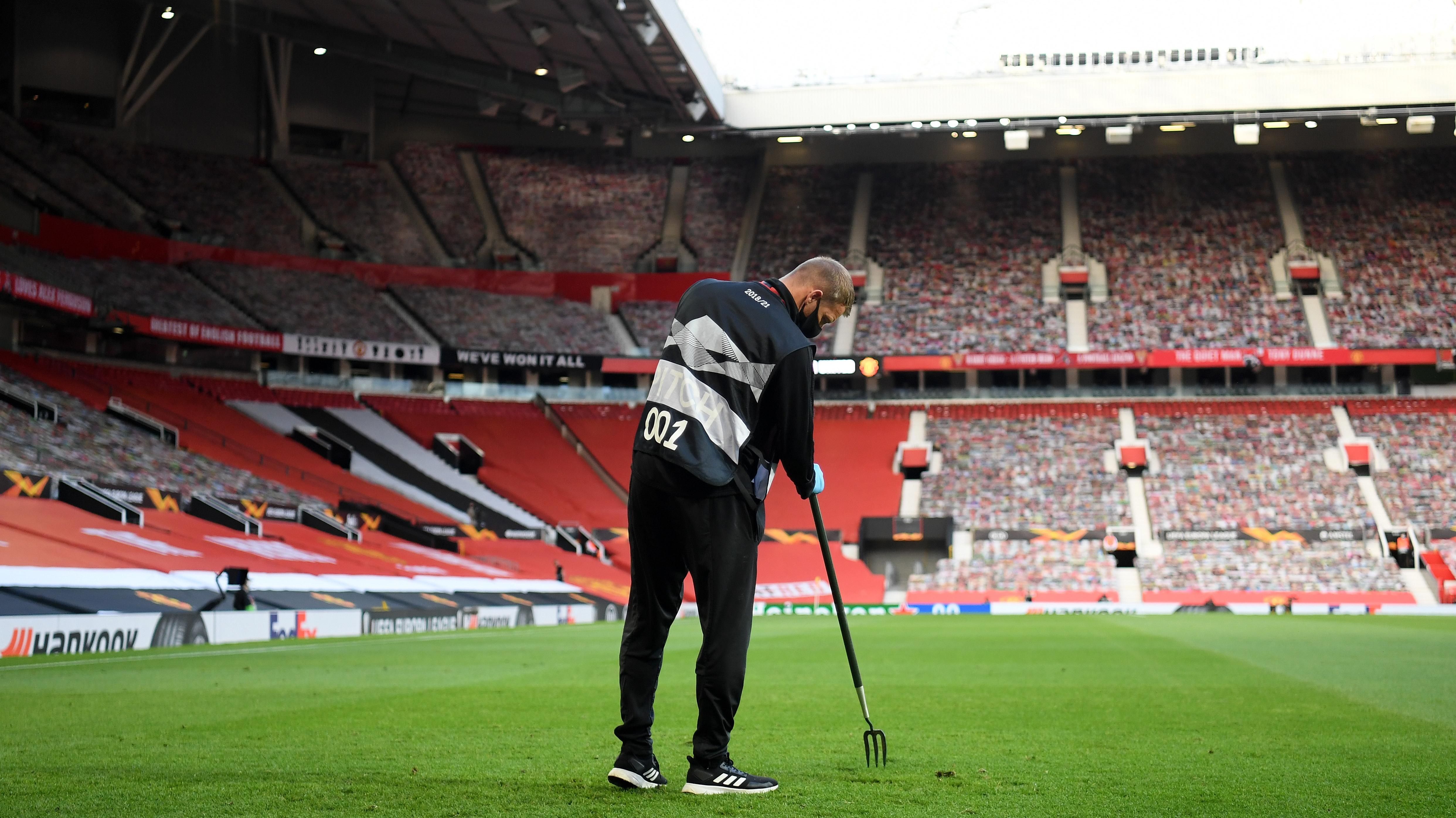 Manchester United ground staff