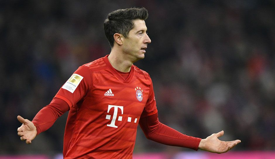 ONLY GERMANY Robert Lewandowski Bayern Munchen 2018