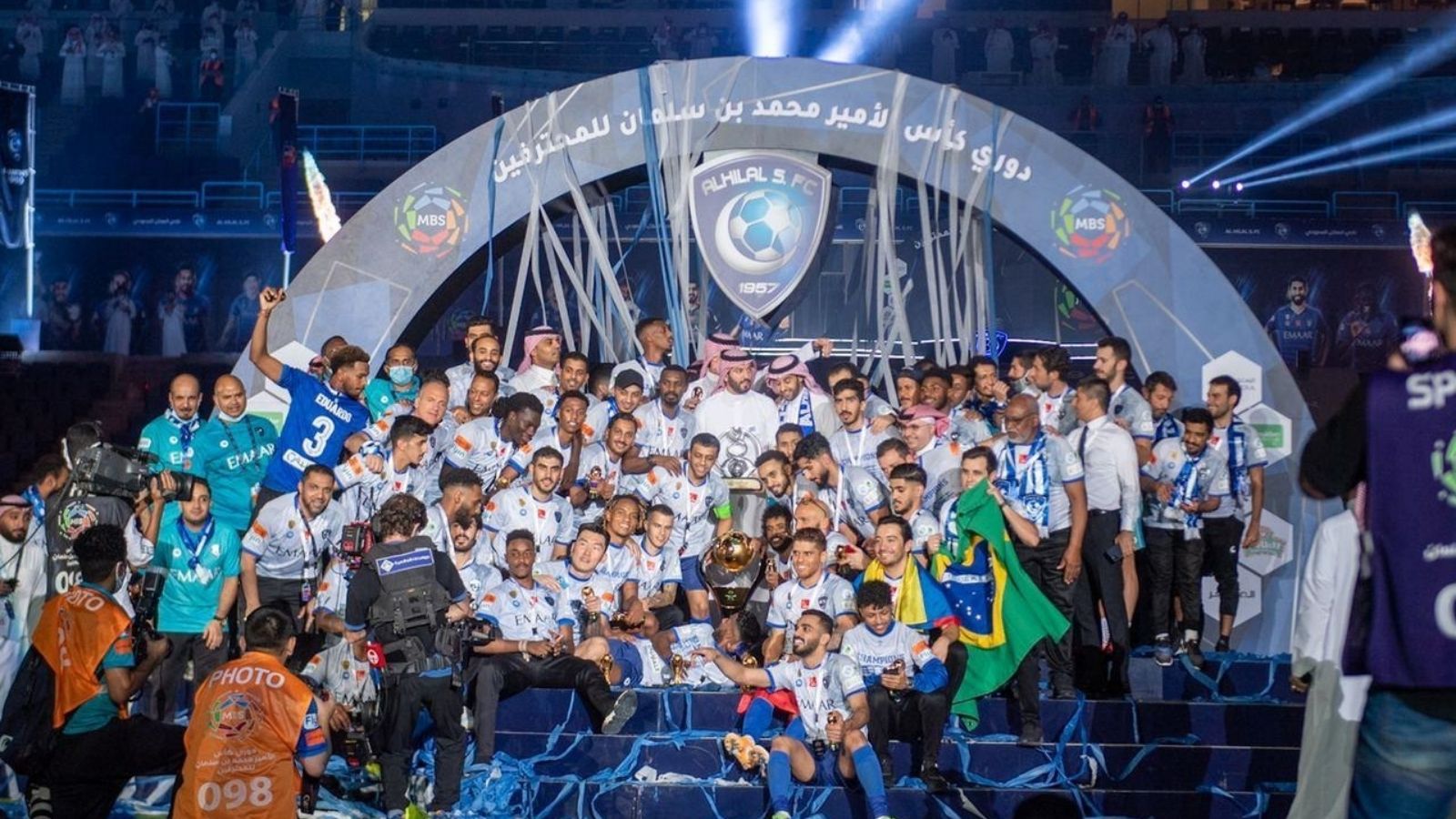 تتويج الهلال بالدوري السعودي 2020