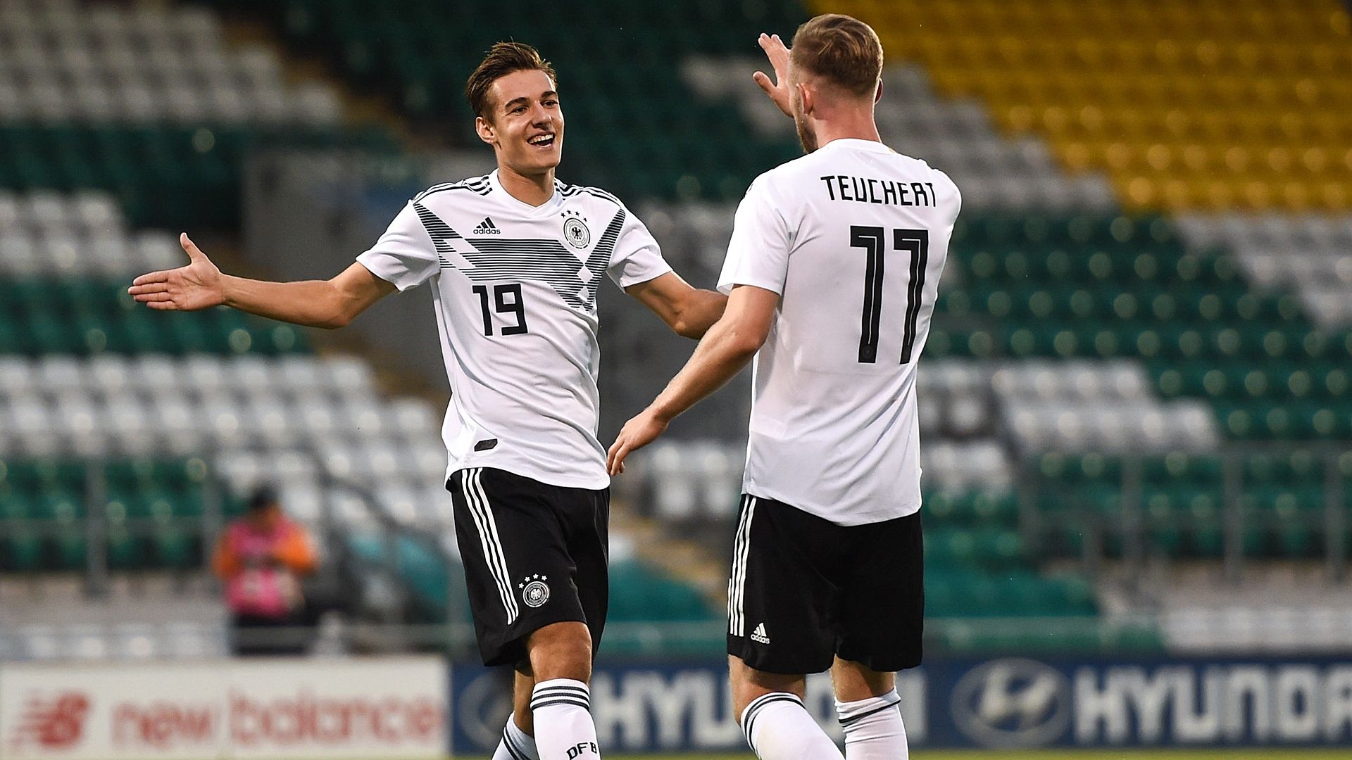 Florian Neuhaus DFB Cedric Teuchert