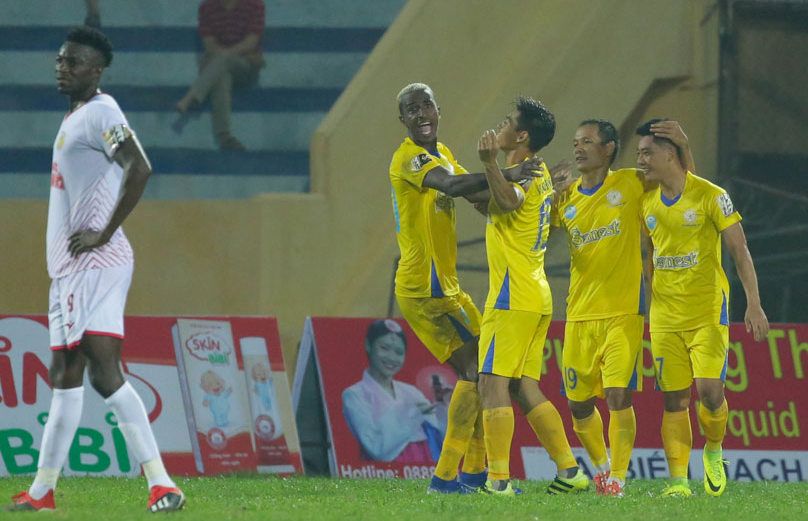 Dao Van Phong Nam Dinh vs Sanna Khanh Hoa