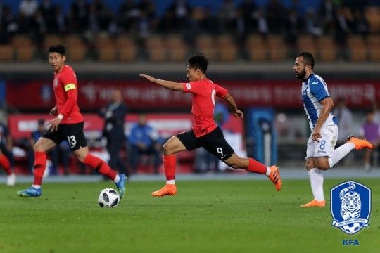 Lee Seung-woo 이승우