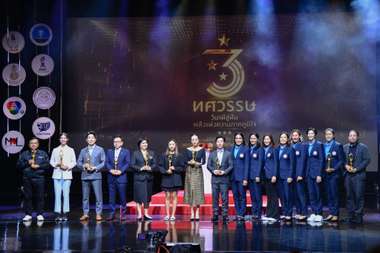 นวลพรรณ ล่ำซำ