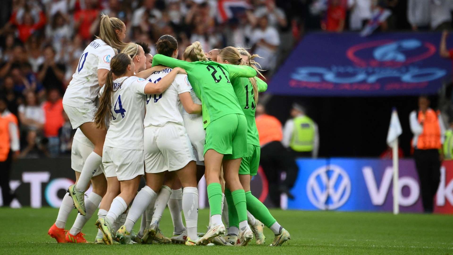 England Celebration euro 2022