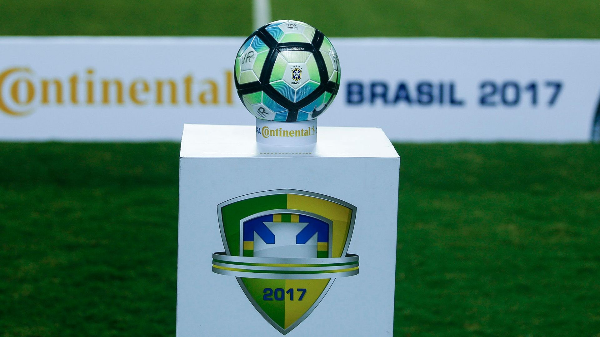 Bola CBF Copa do Brasil 15022017
