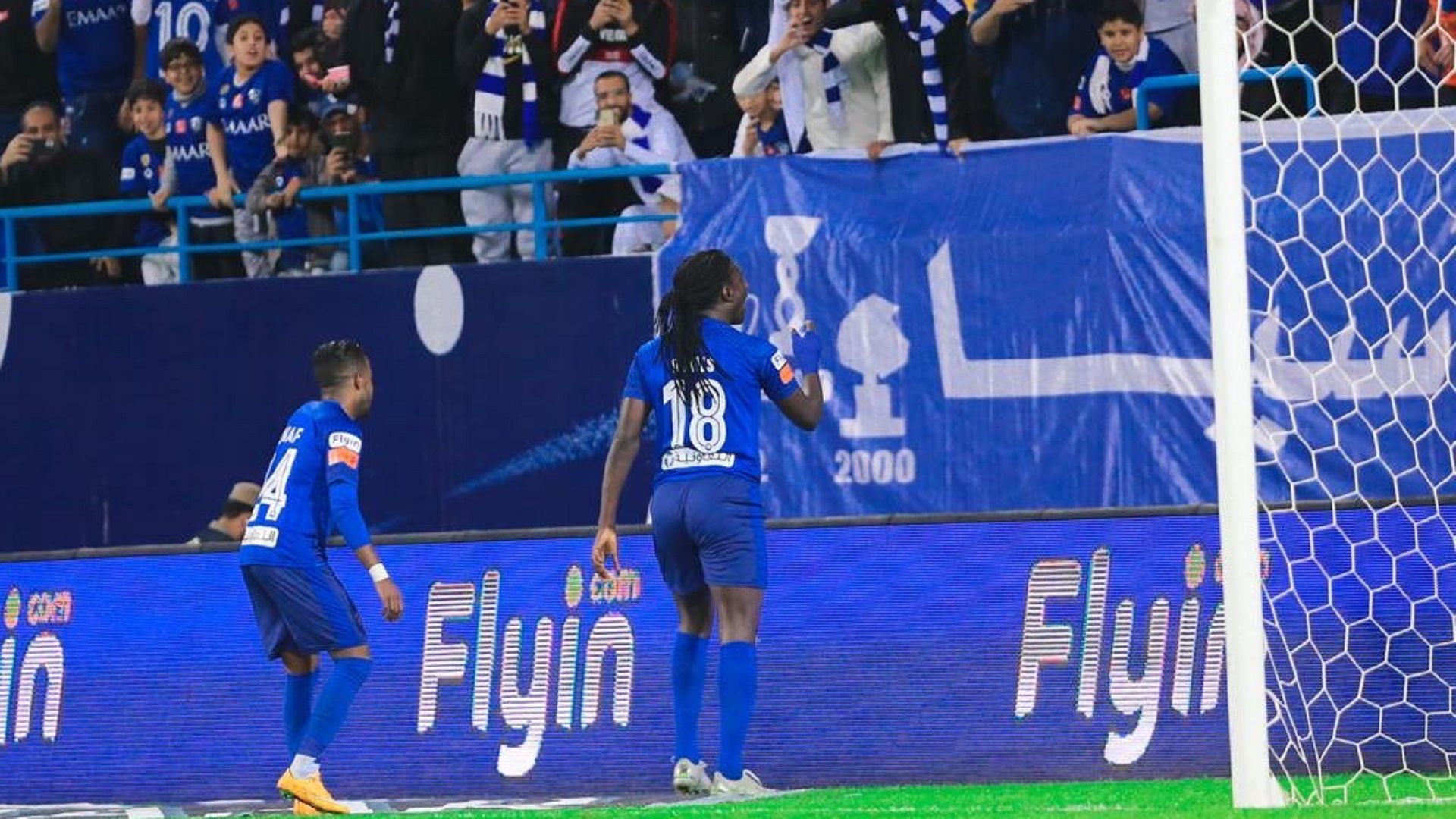 جوميس يحتفل بهدفه في مرمى العدالة