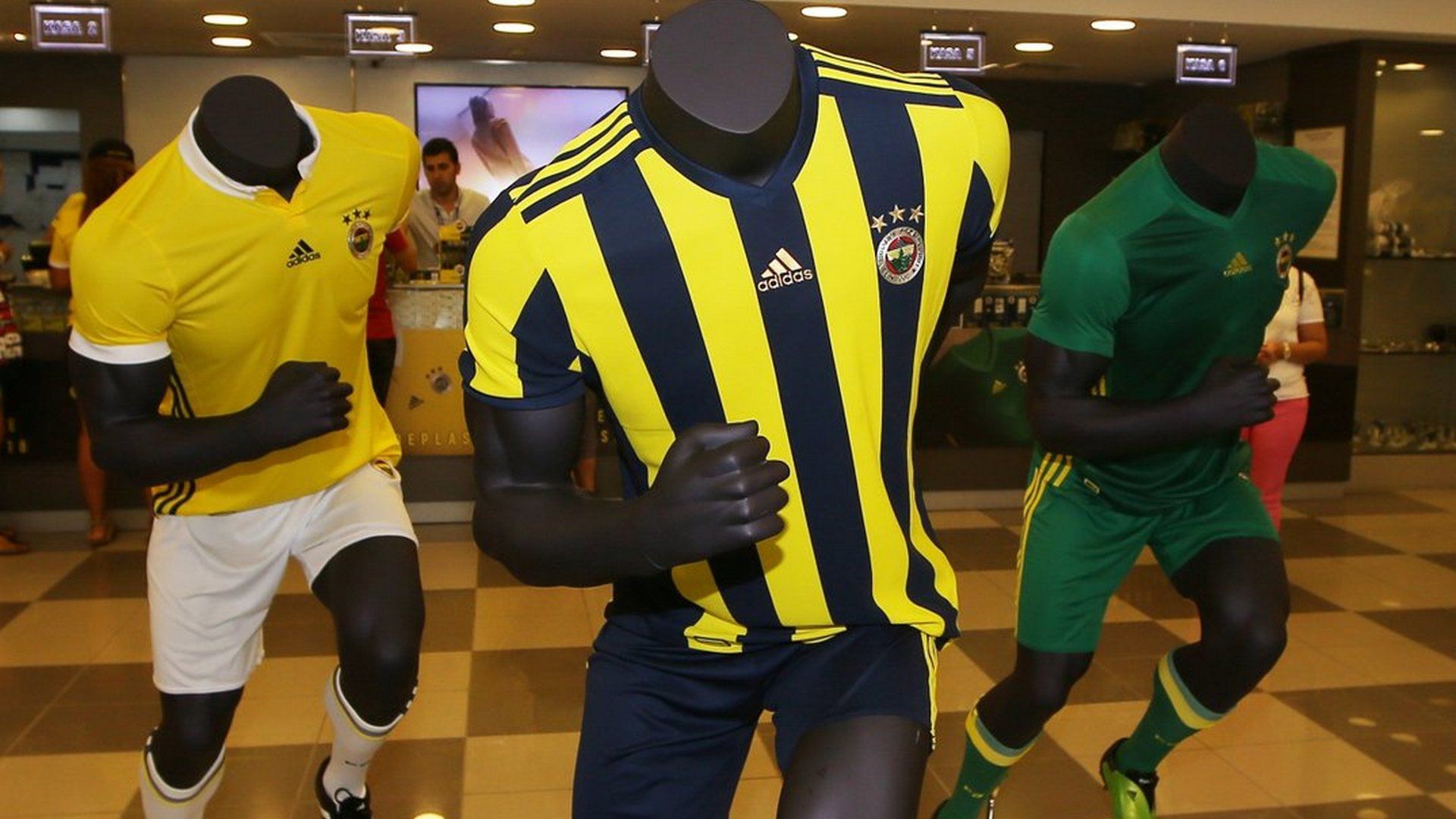 Fenerbahce Kits 17-18