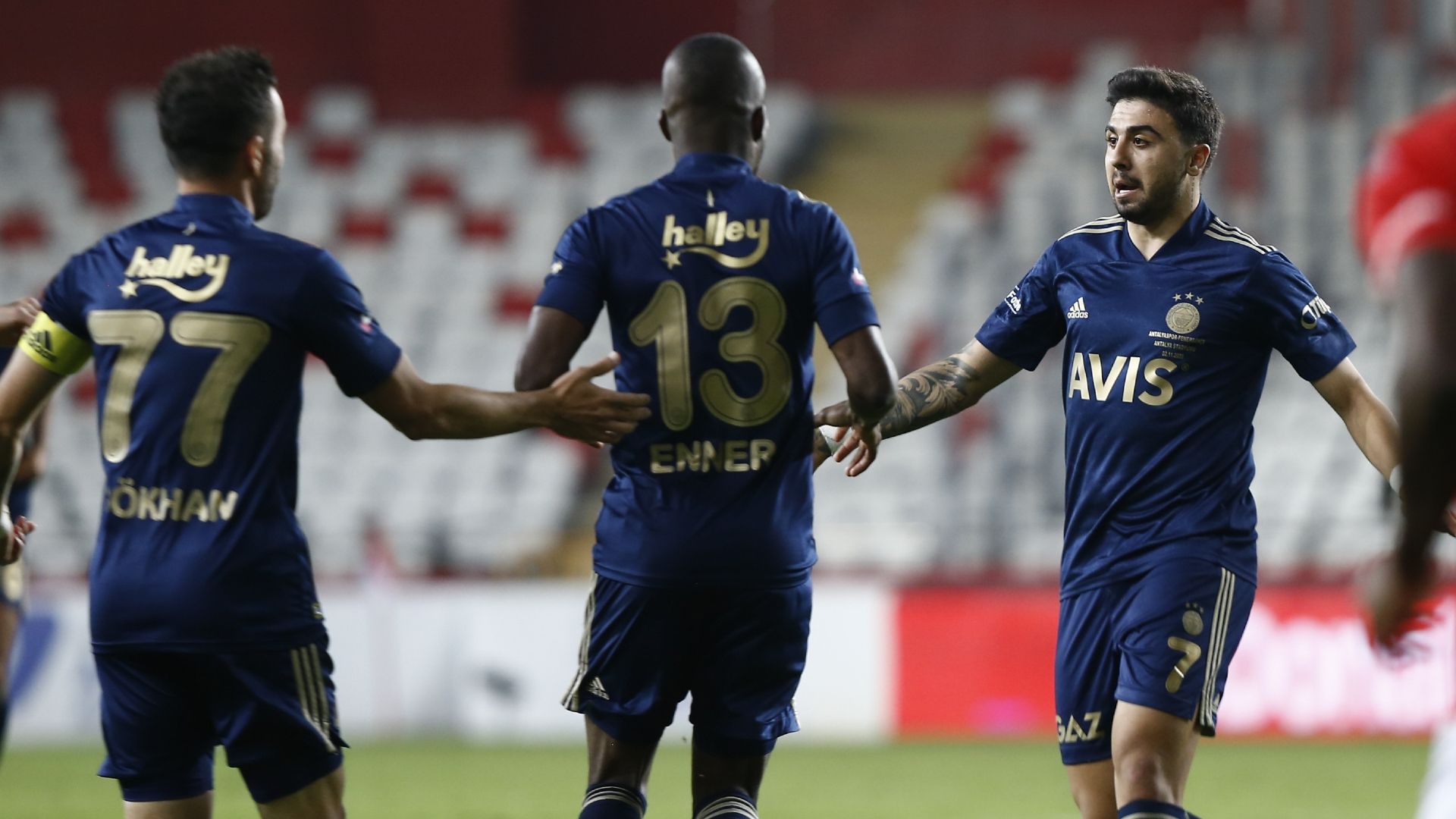 Fenerbahce goal celebration Ozan Tufan