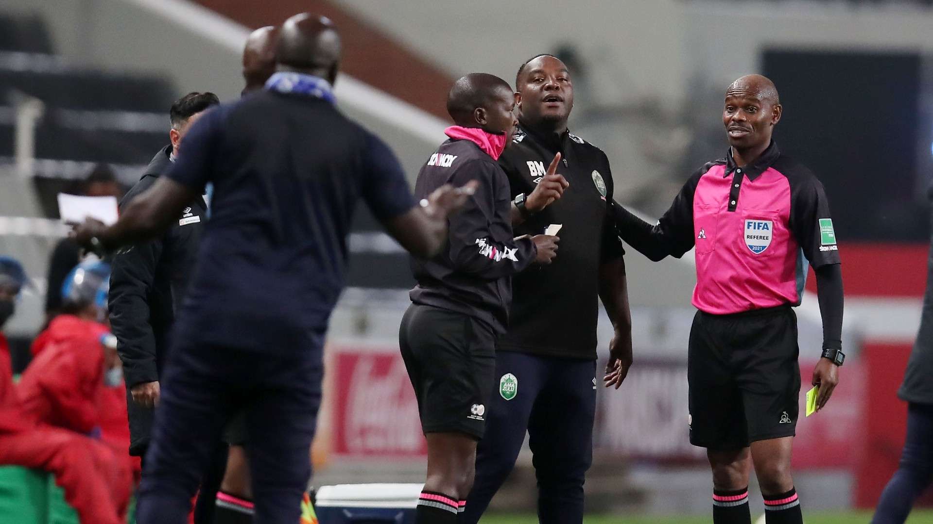 Benni McCarthy coach of AmaZulu reacts to Kaitano Tembo of Supersport United.