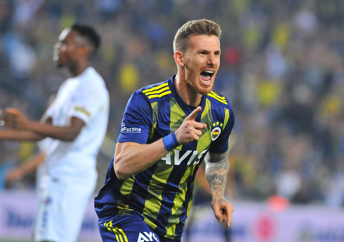 Serdar Aziz Fenerbahce Kasimpasa 11/08/19
