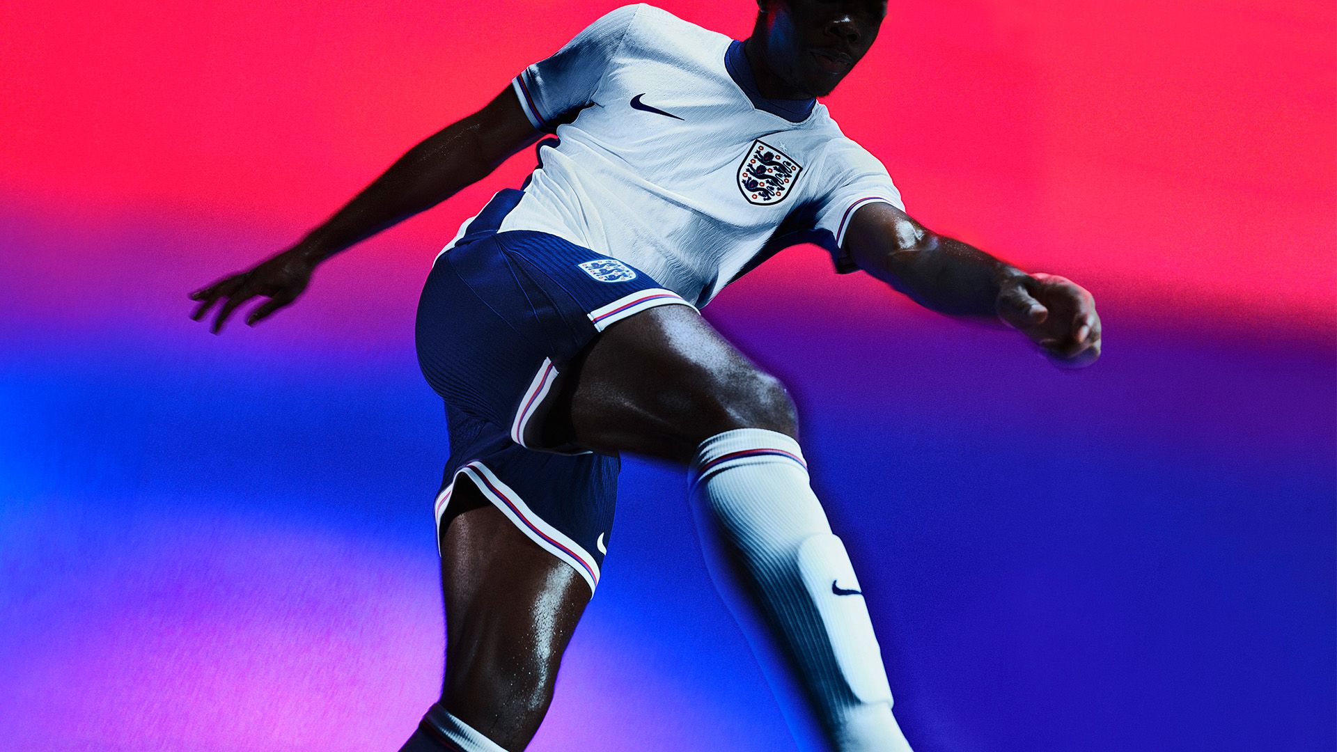 England Home kit 