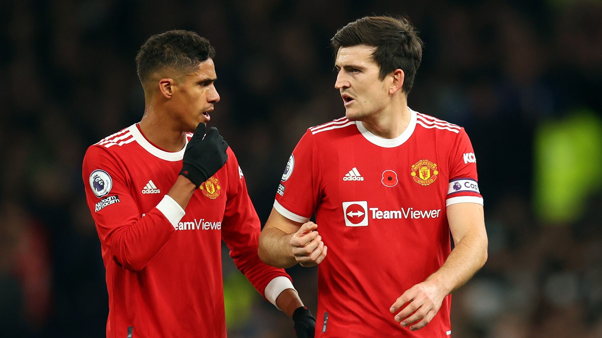 Raphael Varane Harry Maguire Manchester United 2021-22