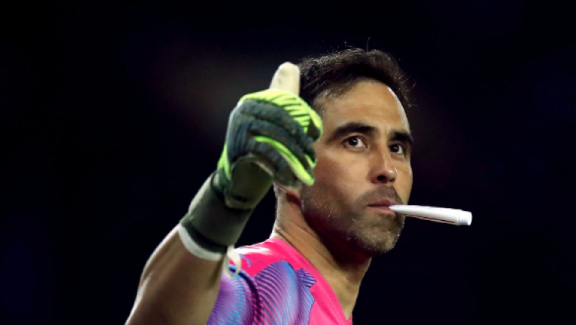 040320 Claudio Bravo Sheffield Wednesday Manchester City
