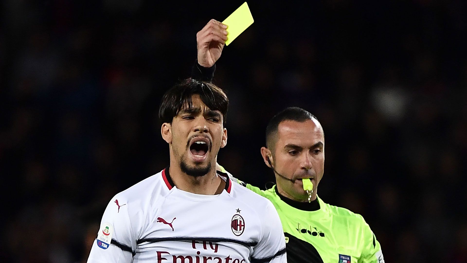 lucas paqueta ac milan mailand serie yellow card 2019