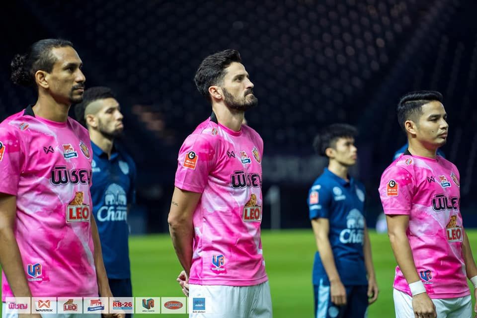 แอร์ตอน ทีราบัสซี