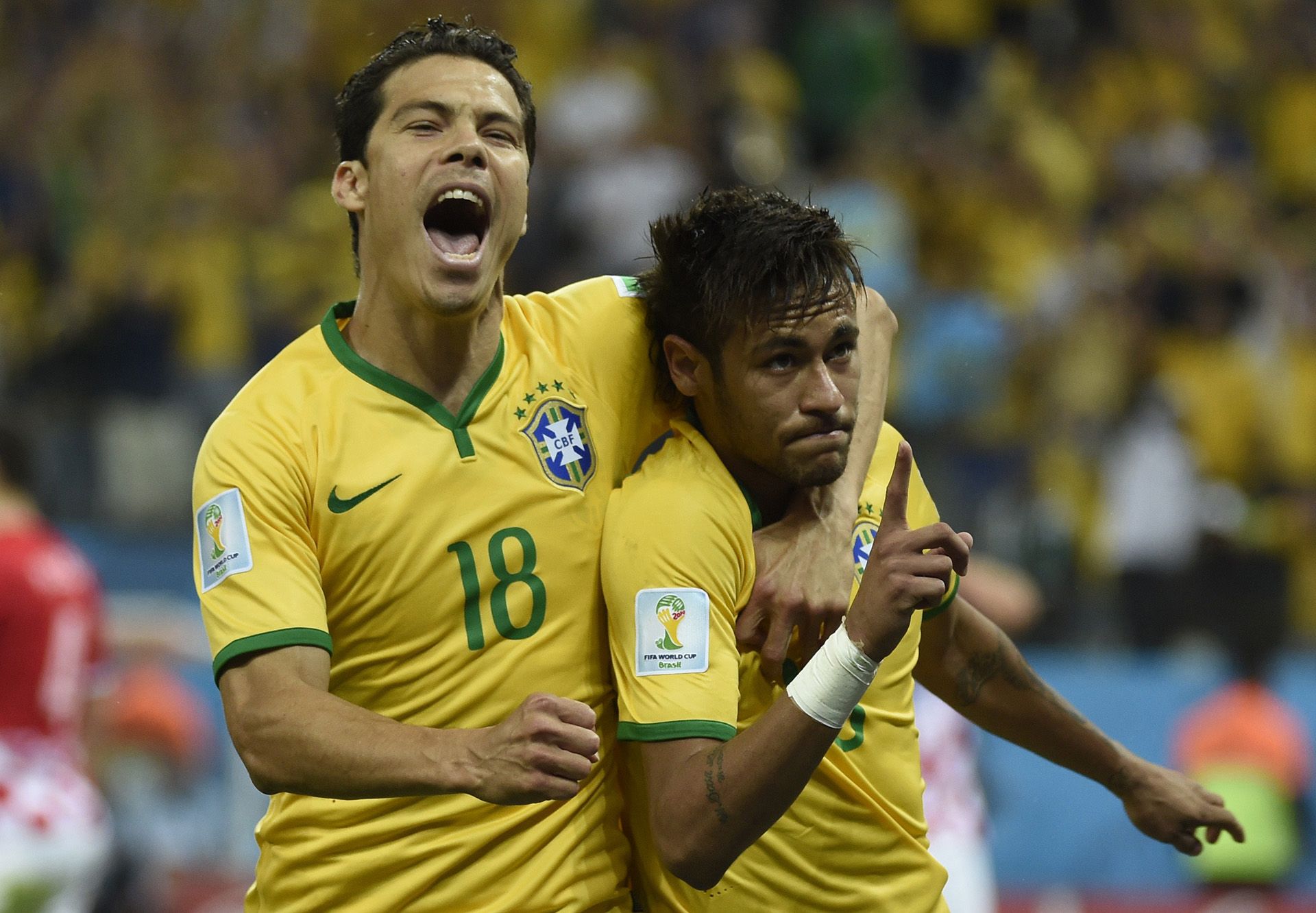 Hernanes Neymar Brazil Croatia 2014 World Cup Group A 06122014