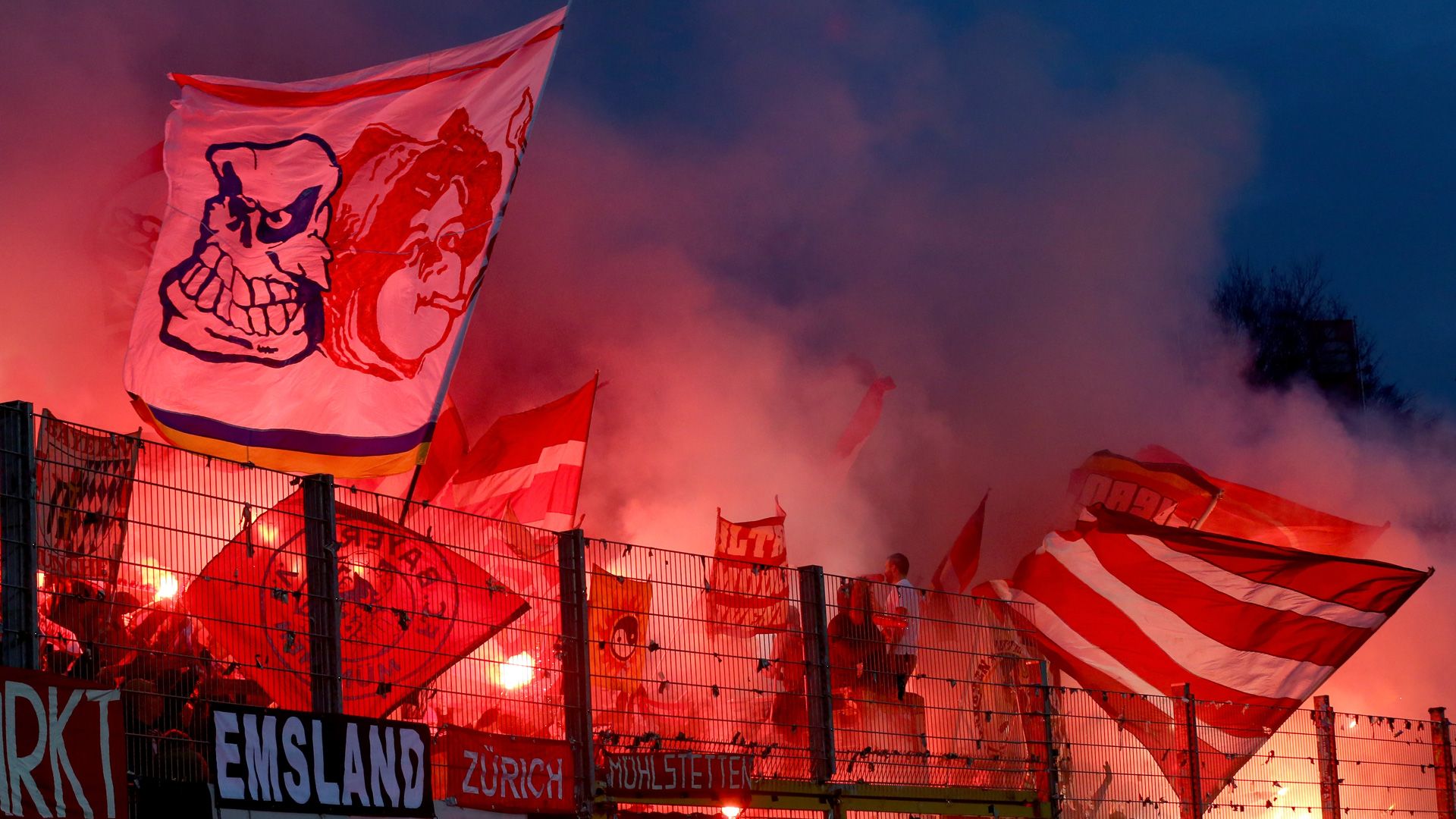 FC Bayern Fans Darmstadt 18122016