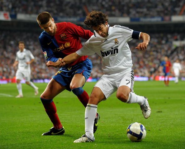 Gerard Pique & Raul Gonzales - Barcelona & Madrid 2009