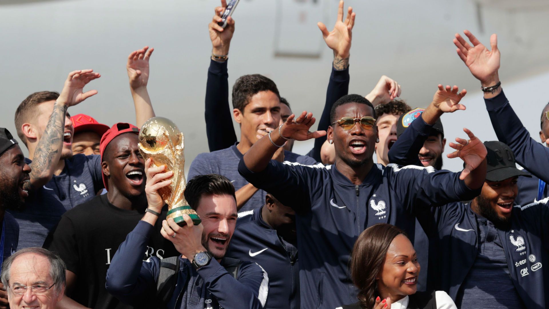 Arrival of french players Paris France 16072018