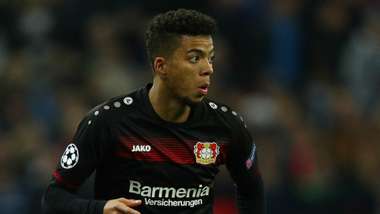 HD Benjamin Henrichs Bayer Leverkusen