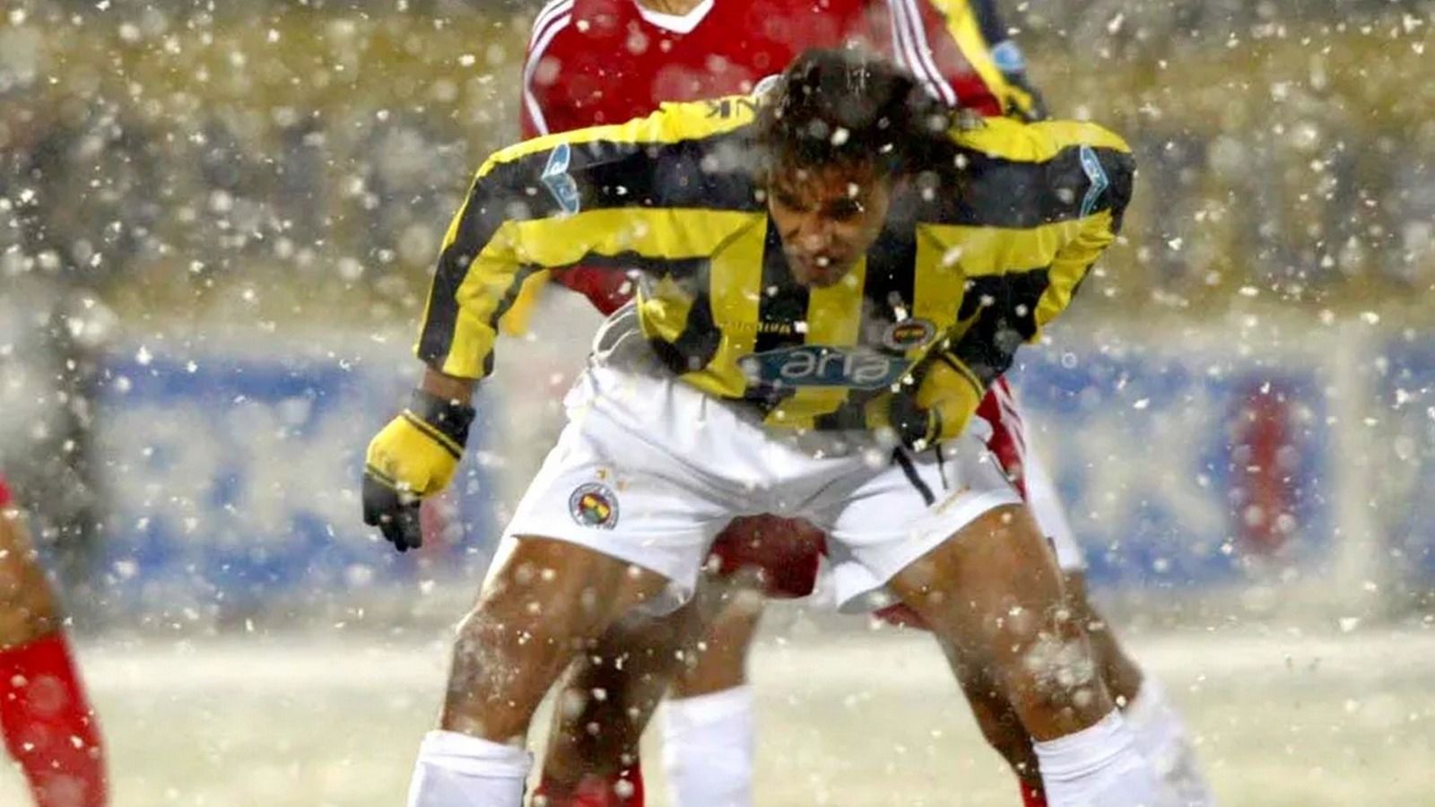 van Hooijdonk Fenerbahce Genclerbirligi 20032004