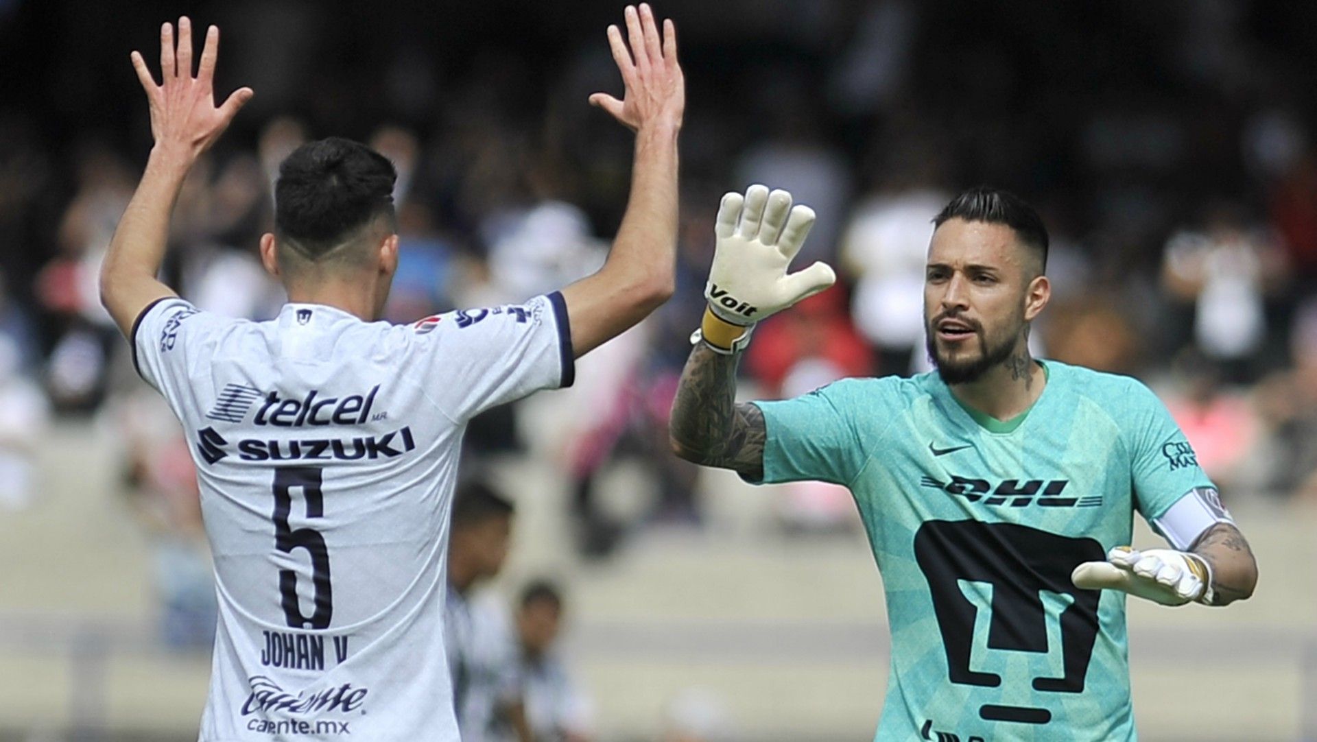 Johan Vásquez Alfredo Saldívar Pumas