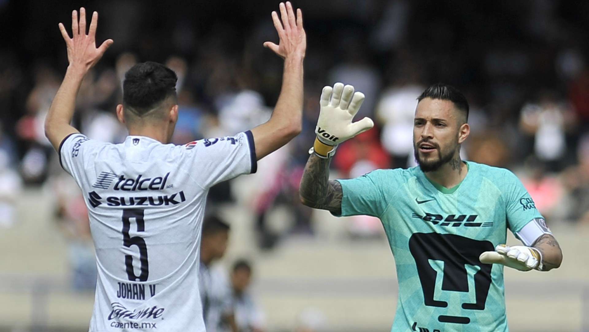 Johan Vásquez Alfredo Saldívar Pumas