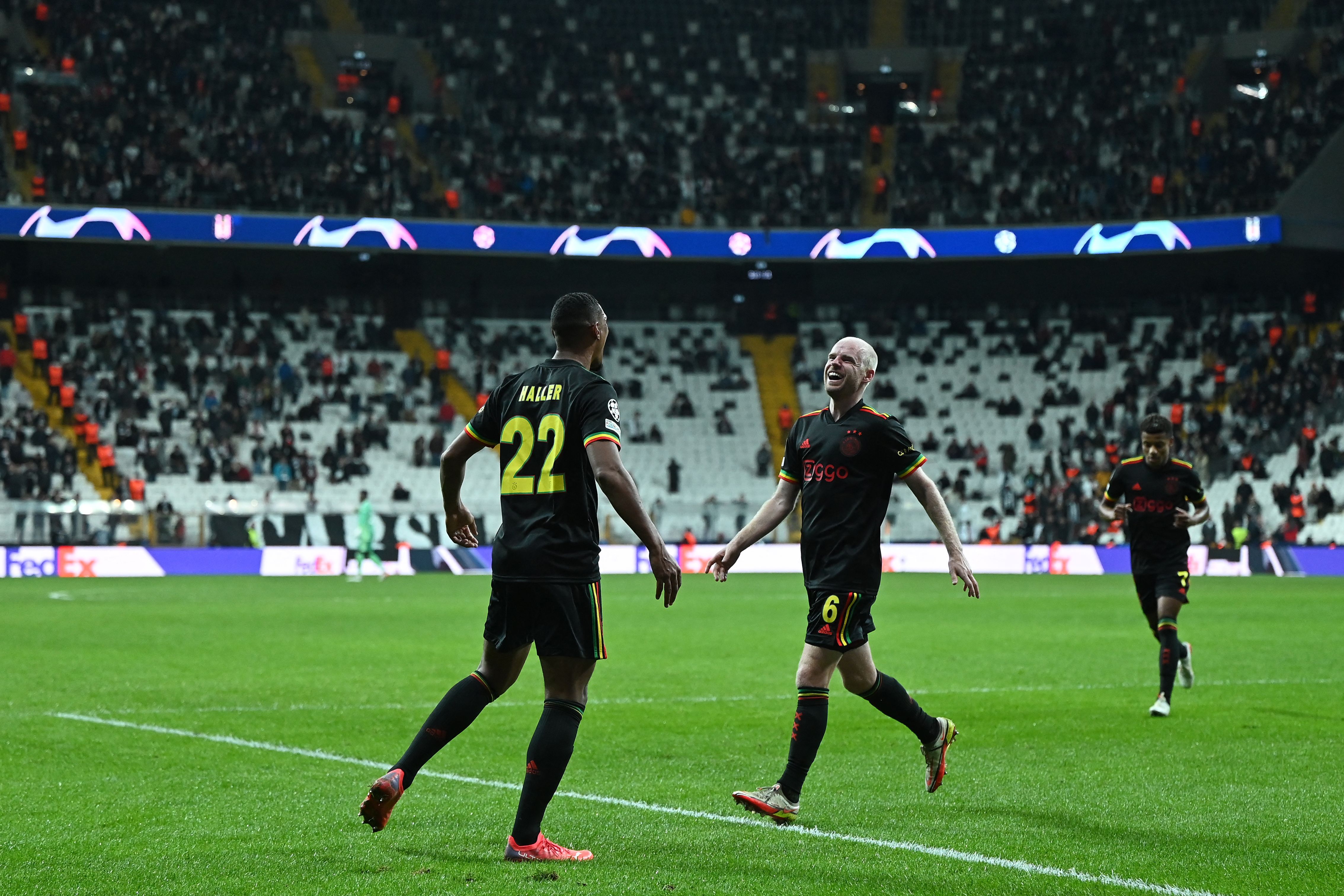 Sebastian Haller's Goal Celebration Ajax vs. Besiktas 11/24/21