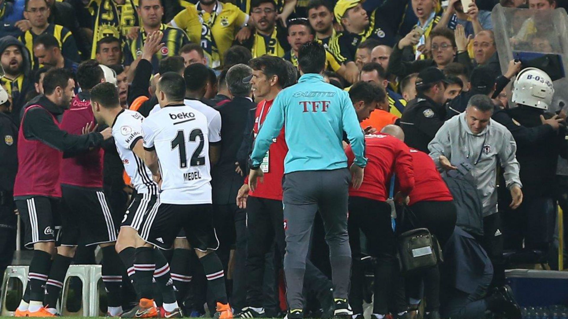 Fenerbahce Besiktas 04202018