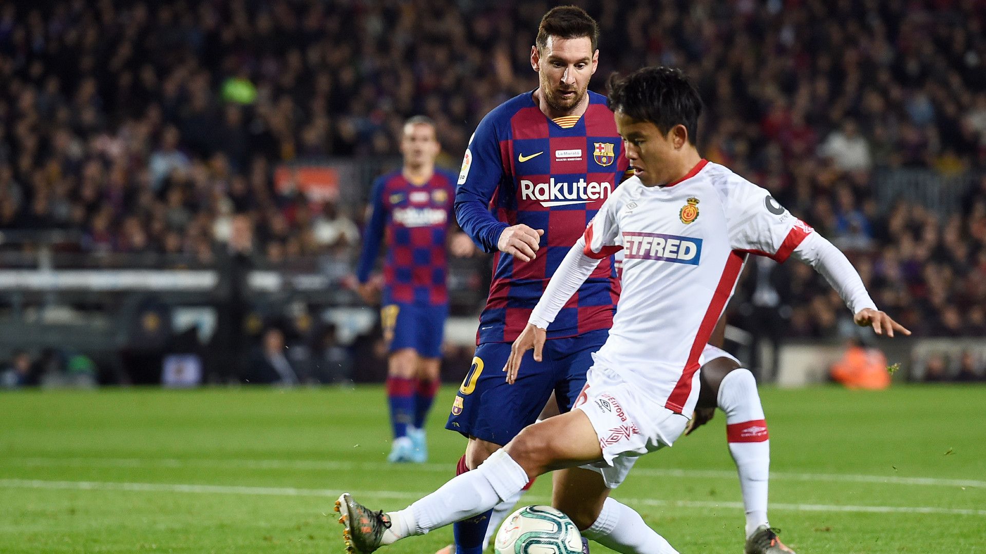 Takefusa Kubo Lionel Messi Barcelona Mallorca