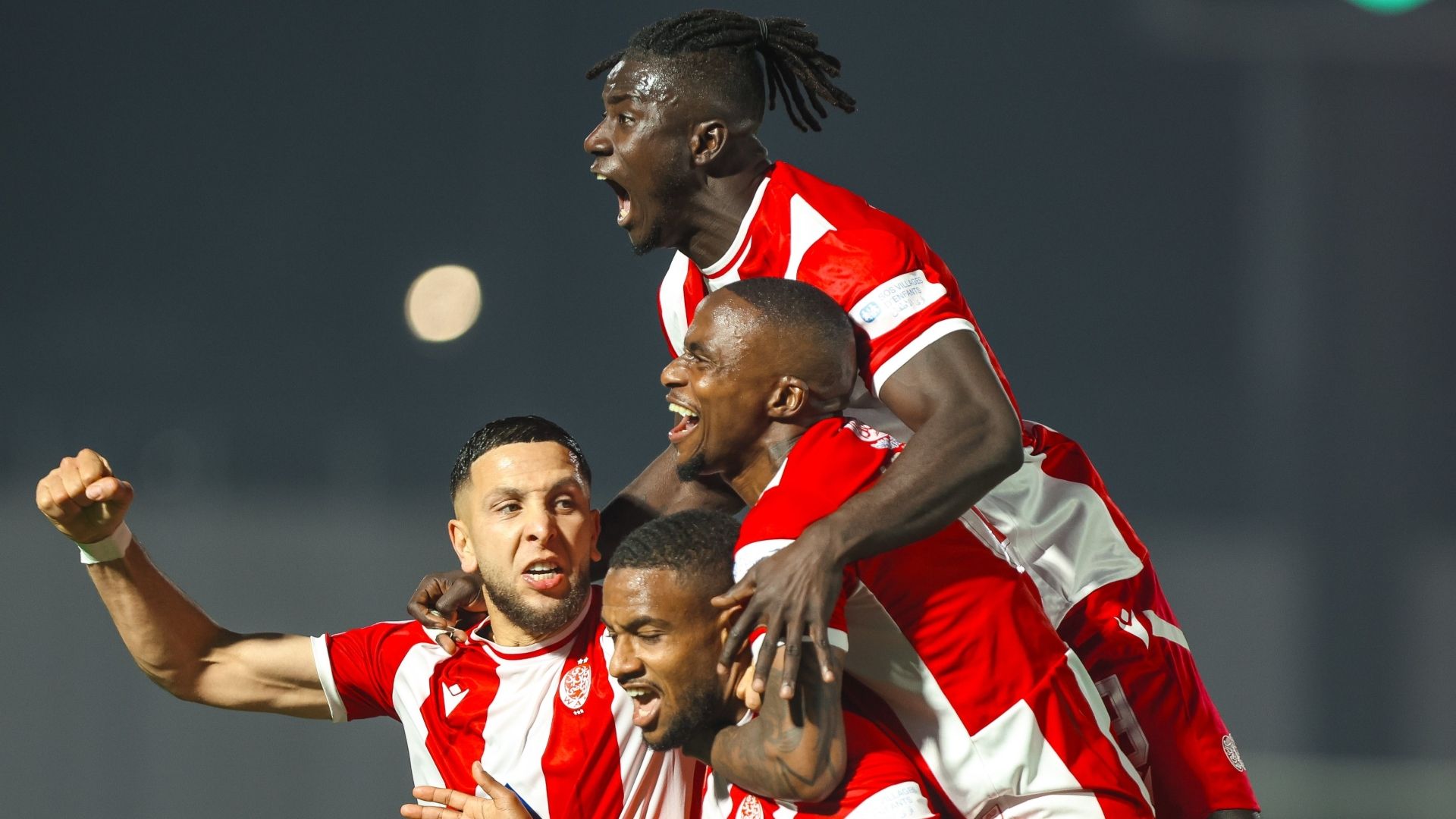 Thembinkosi Lorch, Wydad AC