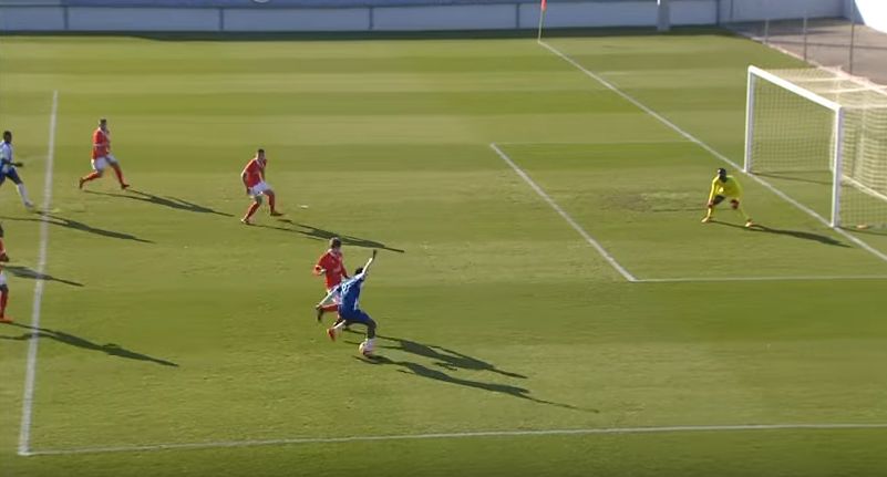 Joao Maleck gol 270218