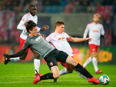 Michael Gregoritsch vs Willi Orban