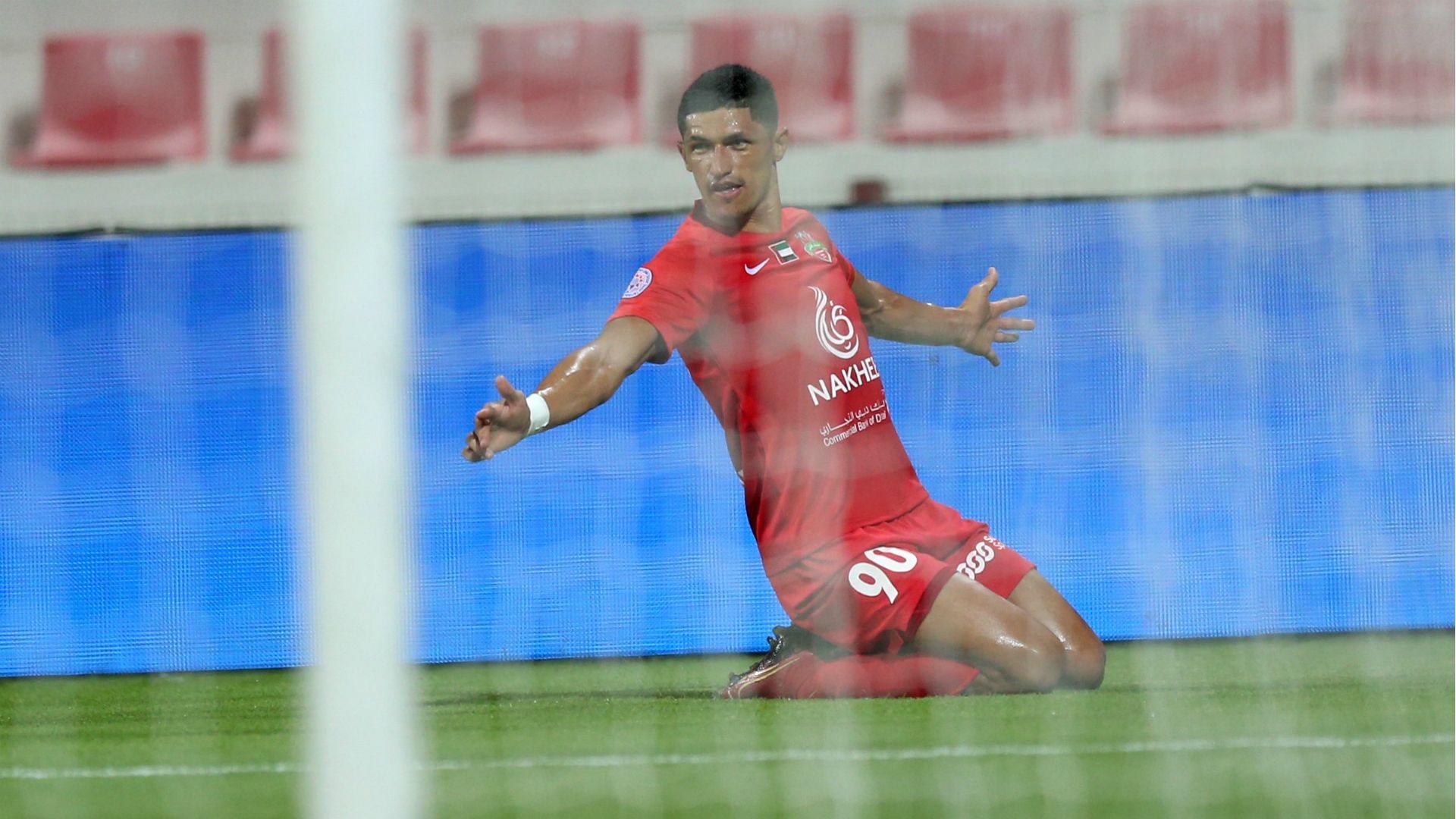 لوفانور شباب الأهلي الفجيرة دوري الخليج العربي الإمارات