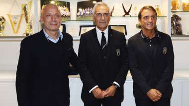 Gianluca Vialli Gravina Roberto Mancini -Italy