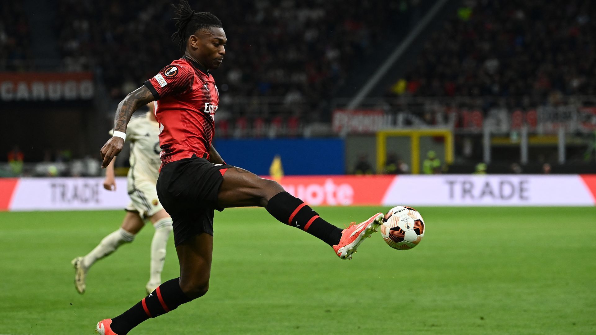 Rafael Leao Milan Roma Europa League