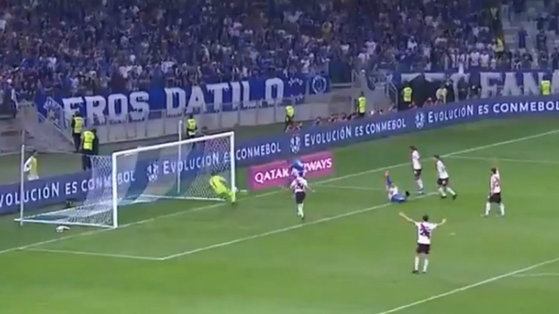 Captura Armani Pedro Rocha Cruzeiro River Copa Libertadores 30072019